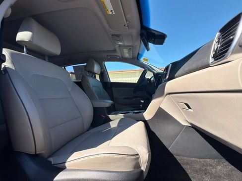 Used 2021 Kia Sportage EX w/ EX Technology Package AWD/4WD image 13
