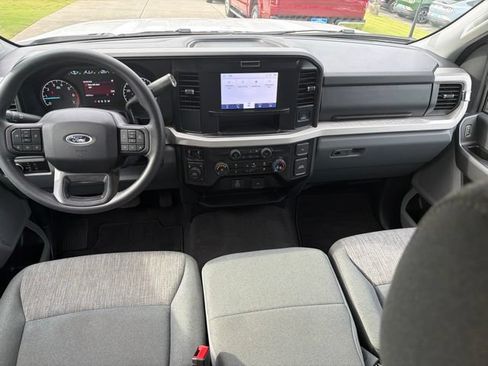 Used 2025 Ford F250 XLT AWD/4WD image 17
