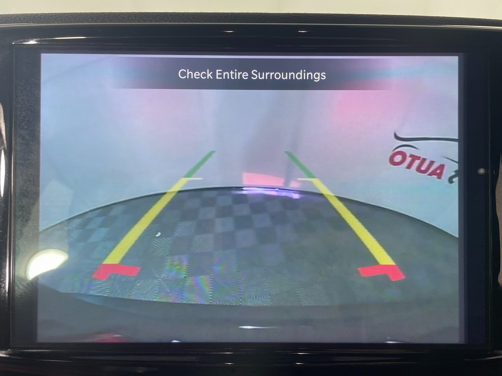 Used 2024 Chrysler Pacifica Limited w/ S Appearance Package FWD image 22