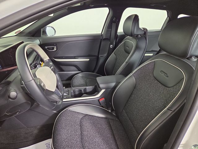 Certified 2025 Kia K4 GT-Line Turbo FWD image 12