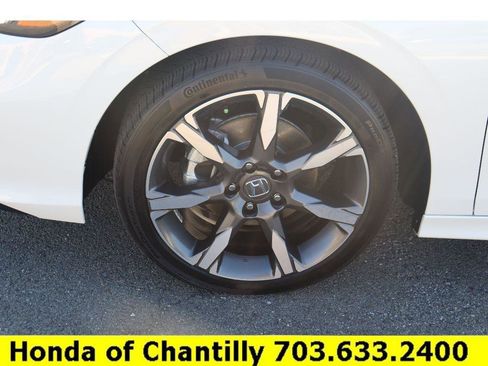 Used 2025 Honda Civic Sport Touring image 29