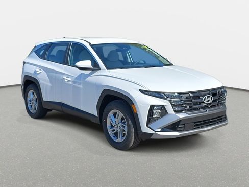 Certified 2026 Hyundai Tucson SE FWD image 4