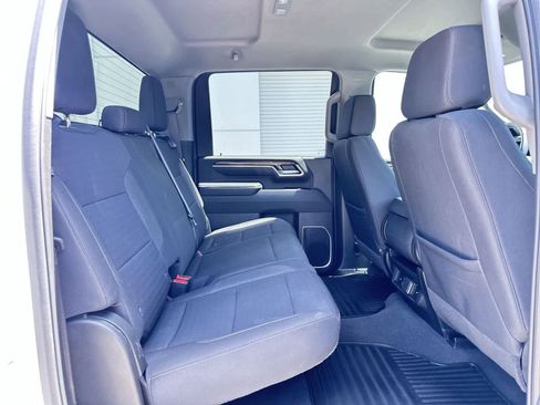 Used 2025 Chevrolet Silverado 2500 LT w/ Convenience Package AWD/4WD image 16