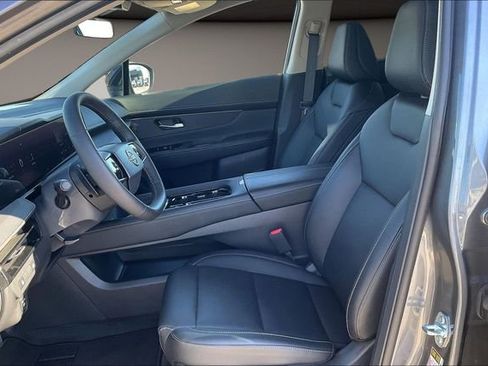 Certified 2025 Nissan Murano SV image 22