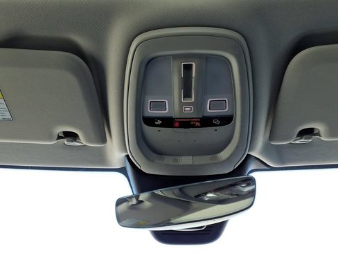 Certified 2025 Volvo S60 B5 Core FWD image 21