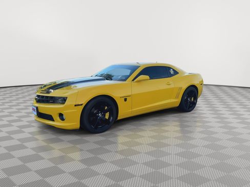 Used 2013 Chevrolet Camaro SS w/ RS Package RWD image 4