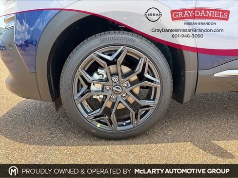 New 2025 Nissan Kicks SR image 8