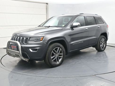 Used 2017 Jeep Grand Cherokee Limited w/ Luxury Group II AWD/4WD image 1