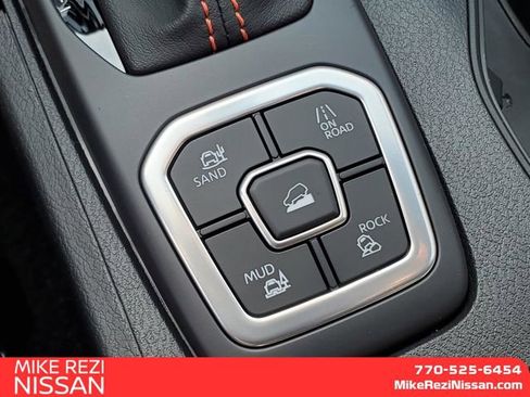 New 2026 Nissan Frontier PRO-4X w/ Pro-4x Convenience Package image 17