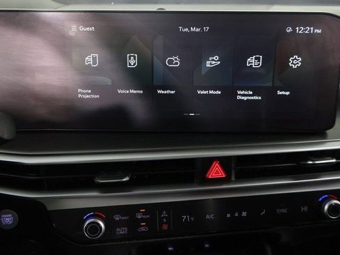 Used 2024 Kia Sorento S image 45