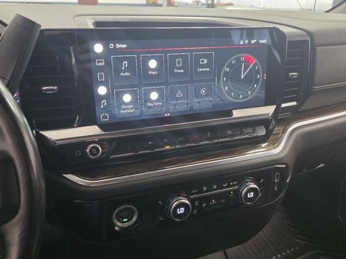 Used 2022 GMC Sierra 1500 Elevation RWD image 15