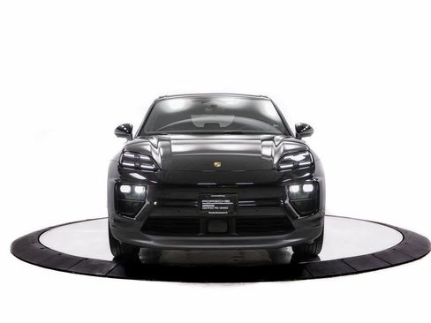 Certified 2025 Porsche Macan 4S Electric image 10