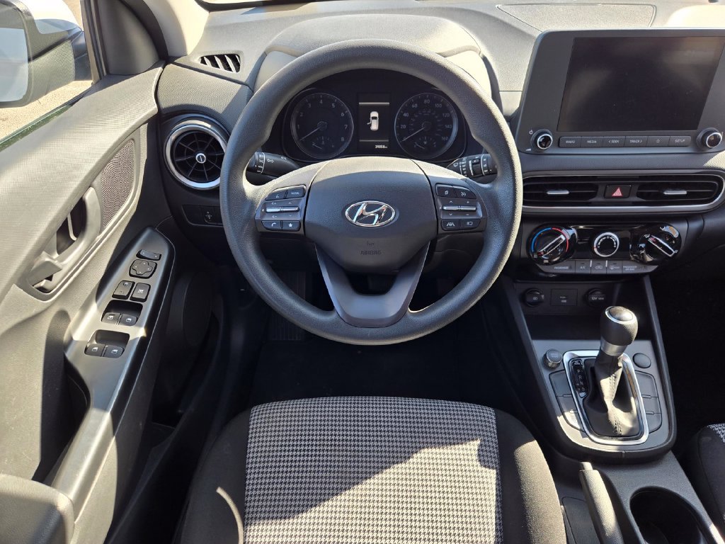 Used 2022 Hyundai Kona SE FWD image 13