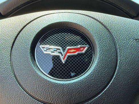 Used 2013 Chevrolet Corvette Coupe RWD image 19