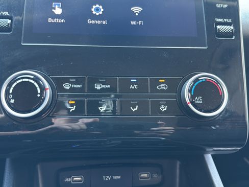 Used 2022 Hyundai Tucson SE FWD image 22