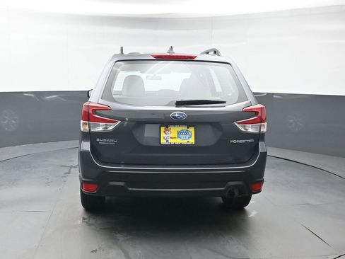 Used 2023 Subaru Forester AWD/4WD image 5