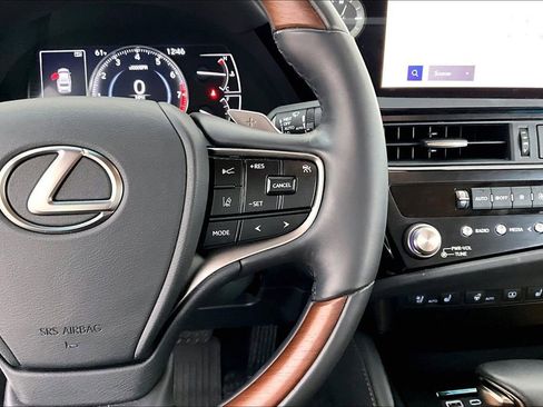 Used 2024 Lexus ES 350 Ultra Luxury image 27