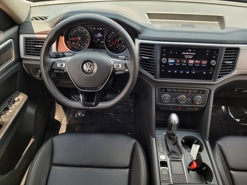 Used 2019 Volkswagen Atlas SE FWD image 12