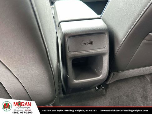 Used 2024 Buick Envista Sport Touring w/ Convenience I Package FWD image 13