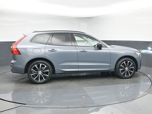 Used 2023 Volvo XC60 B5 Ultimate w/ Climate Package image 8