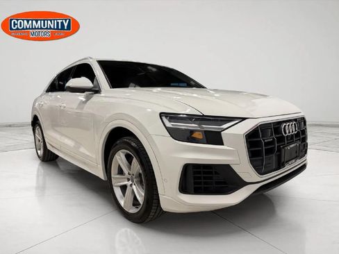 Used 2019 Audi Q8 Premium Plus AWD/4WD image 11
