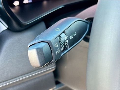 Used 2025 Chevrolet Colorado LT image 10