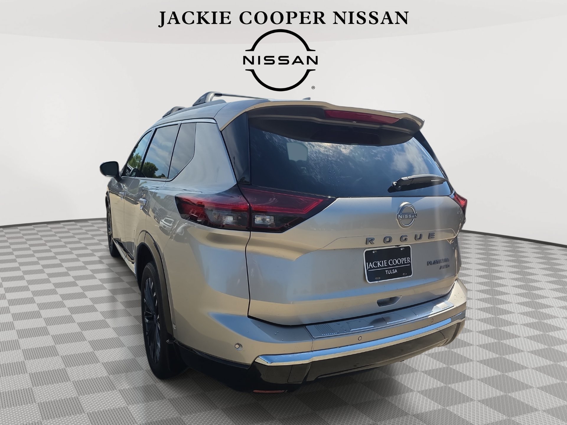 Used 2026 Nissan Rogue Platinum w/ Platinum Premium Package AWD/4WD image 7