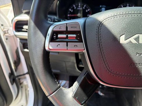 Used 2022 Kia Telluride S AWD/4WD image 15