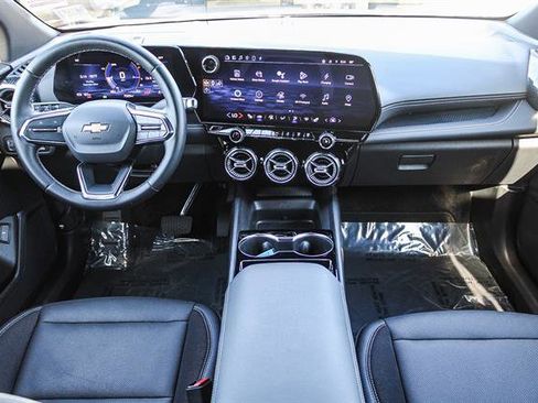 Used 2024 Chevrolet Blazer EV LT image 12