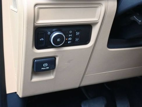 Used 2023 Ford F150 XLT AWD/4WD image 20