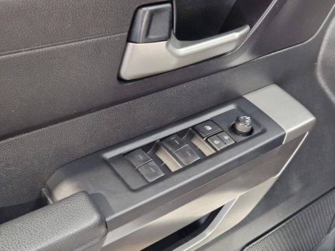 Used 2022 Toyota Tundra SR5 image 21