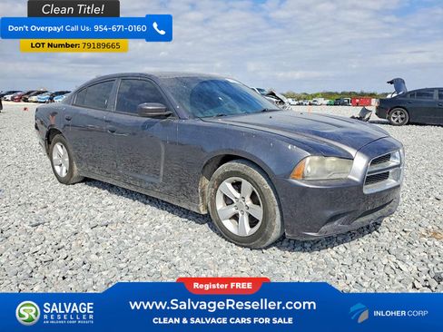 Used 2014 Dodge Charger SE RWD image 5