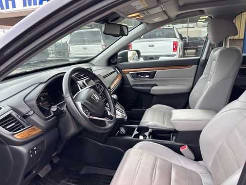 Used 2017 Honda CR-V Touring image 10