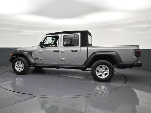 Used 2020 Jeep Gladiator Sport w/ Quick Order Package 24S AWD/4WD image 8