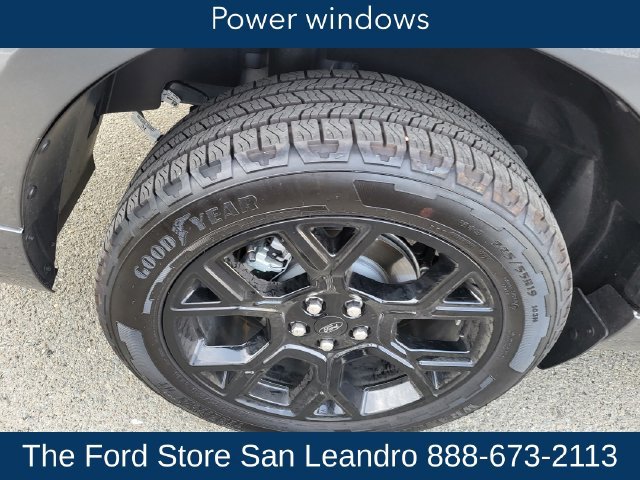 Used 2026 Ford Maverick Lobo AWD/4WD image 25