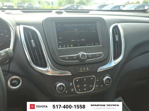Used 2024 Chevrolet Equinox LT AWD/4WD image 21