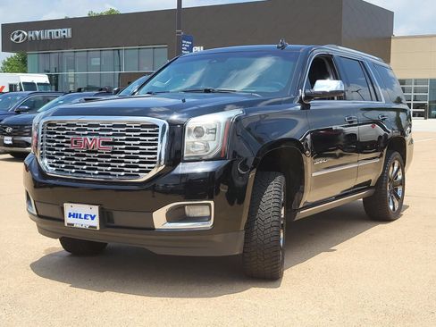Used 2019 GMC Yukon Denali w/ Denali Ultimate Package RWD image 2