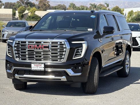 New 2026 GMC Yukon XL Denali RWD image 3