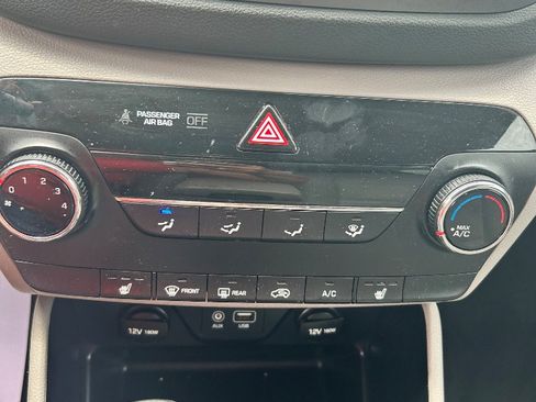 Used 2018 Hyundai Tucson SEL AWD/4WD image 11