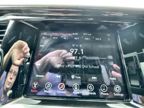 Used 2021 Dodge Durango GT RWD image 13