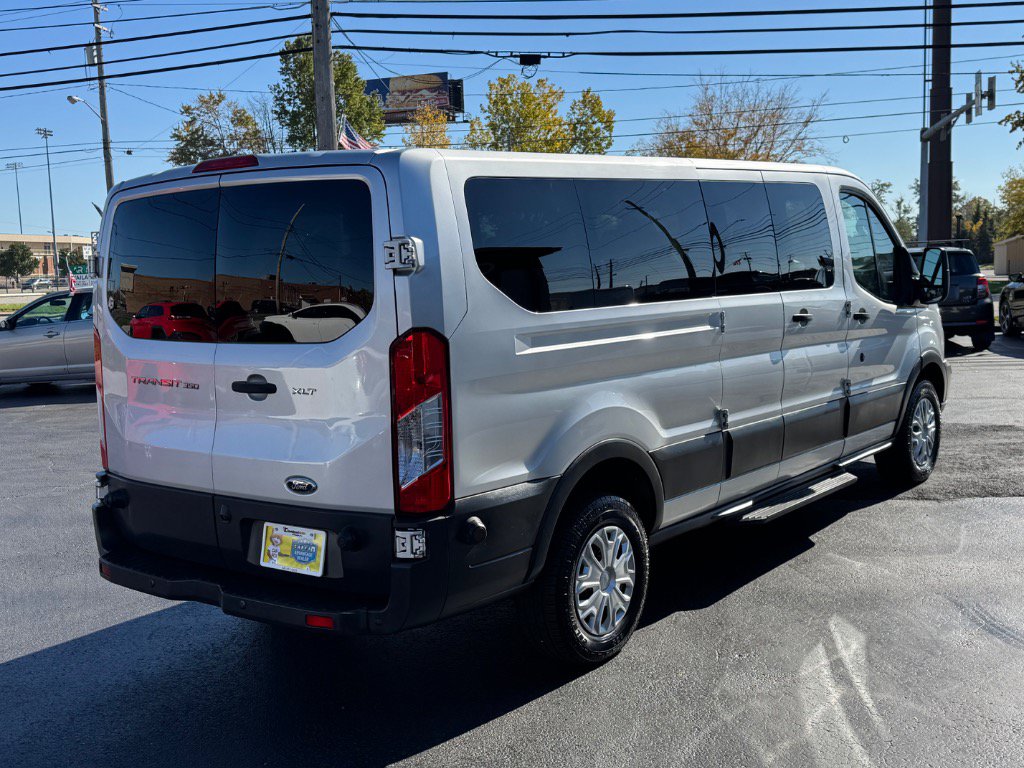 Used 2016 Ford Transit 350 XLT RWD image 5