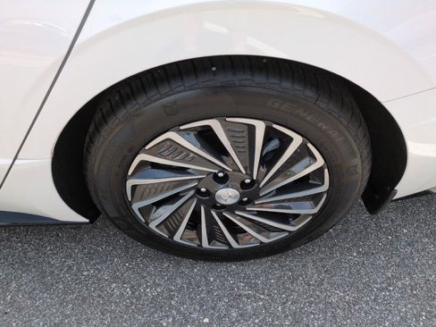 Used 2022 Hyundai Sonata SEL FWD image 11