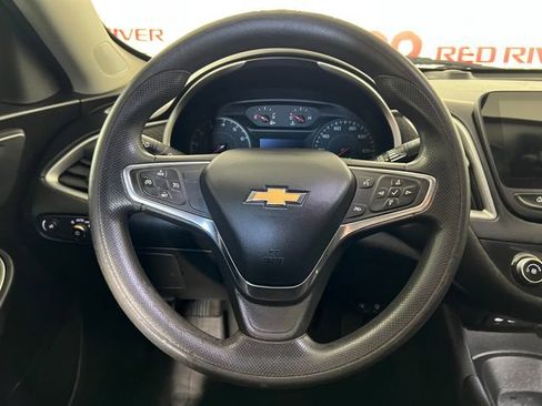 Used 2020 Chevrolet Malibu LS FWD image 15