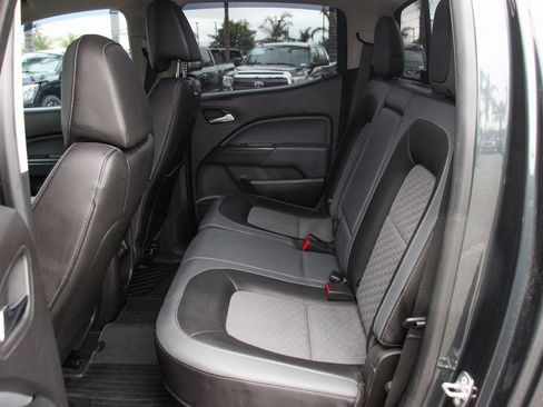 Used 2018 Chevrolet Colorado Z71 image 34