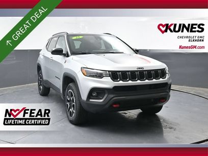 Used 2025 Jeep Compass Trailhawk