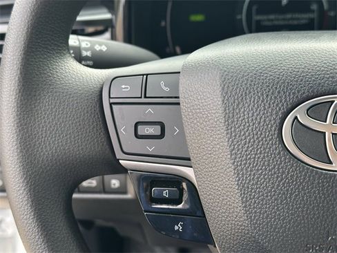 Certified 2025 Toyota Camry LE w/ Convenience Package image 13