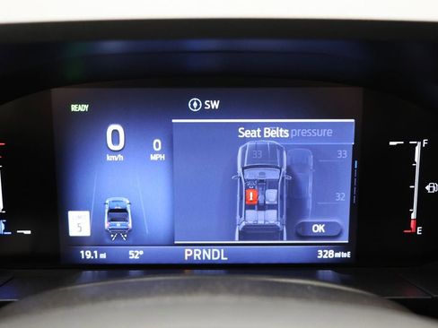 New 2025 Ford Maverick Lariat w/ Black Appearance Package image 25