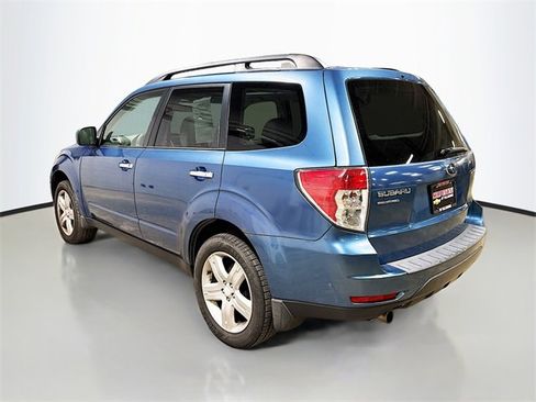 Used 2010 Subaru Forester 2.5X Limited image 9