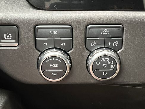 Certified 2024 GMC Sierra 1500 Elevation AWD/4WD image 18