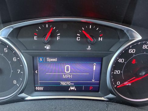 Used 2022 GMC Terrain SLE FWD image 14